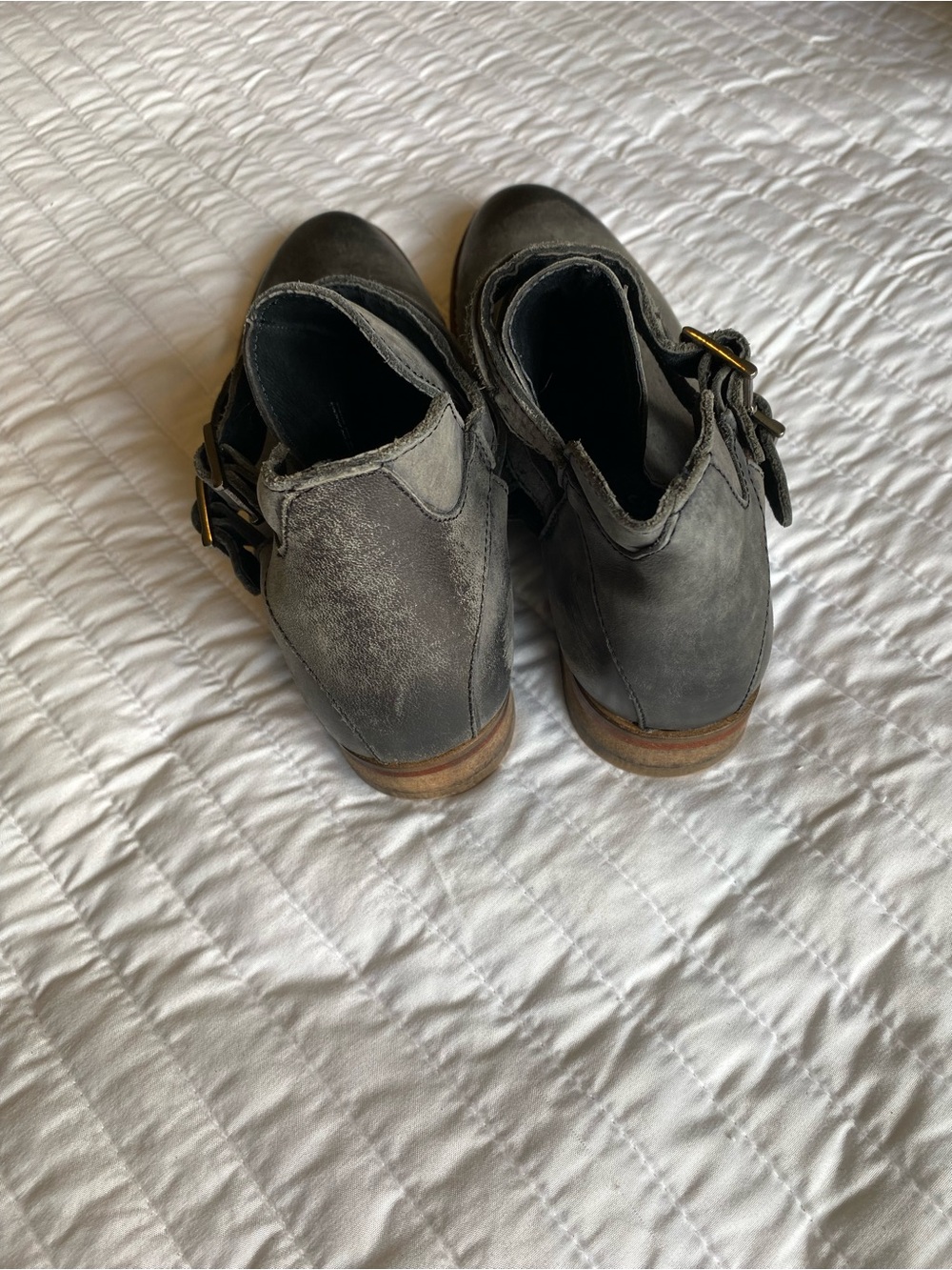Free People Womens Braeburn Gray Distressed Leather Ankle Boot - Picture 4 of 8